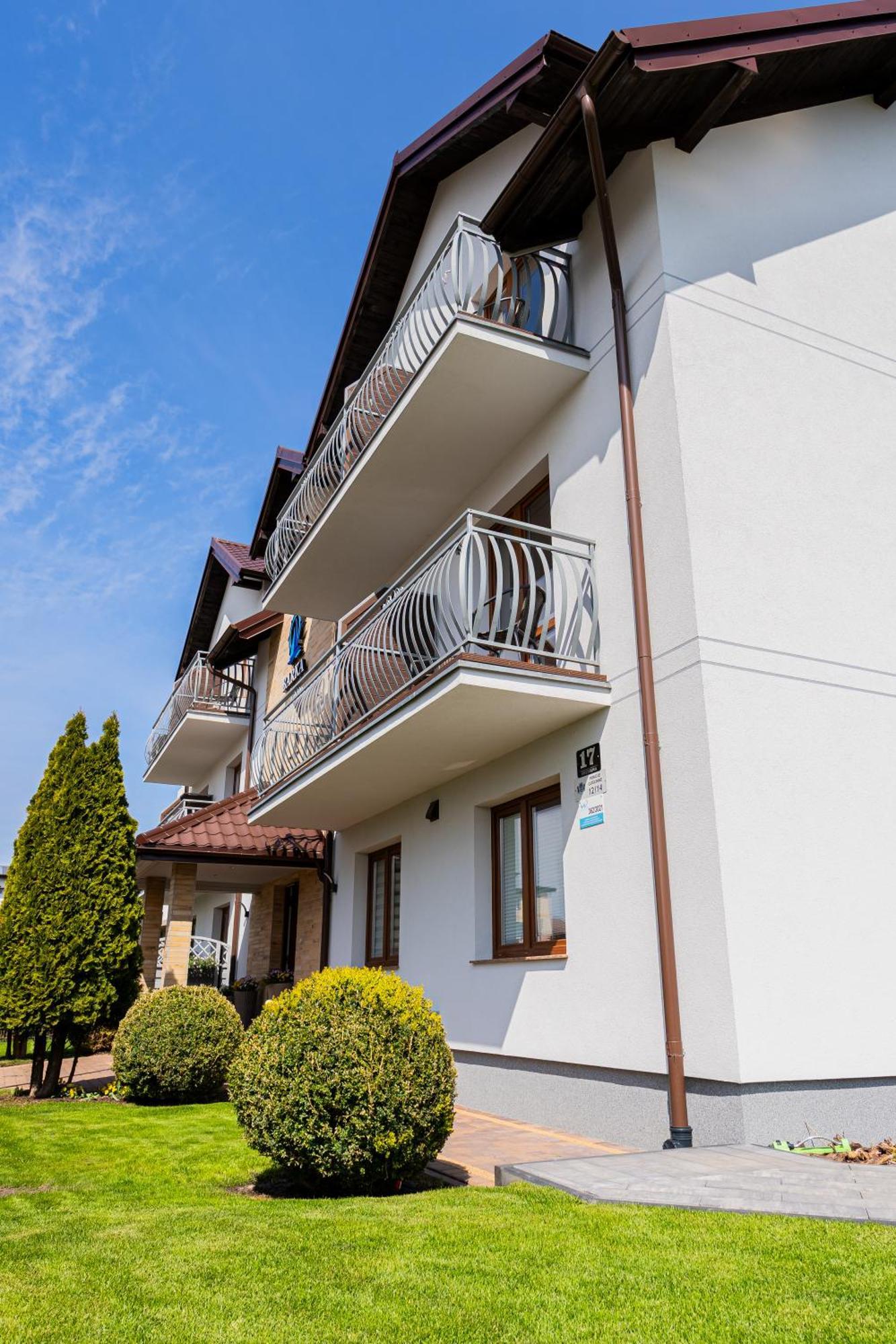 Barka - Apartamenty Premium Oraz Pokoje Blisko Plazy Karwia Eksteriør billede